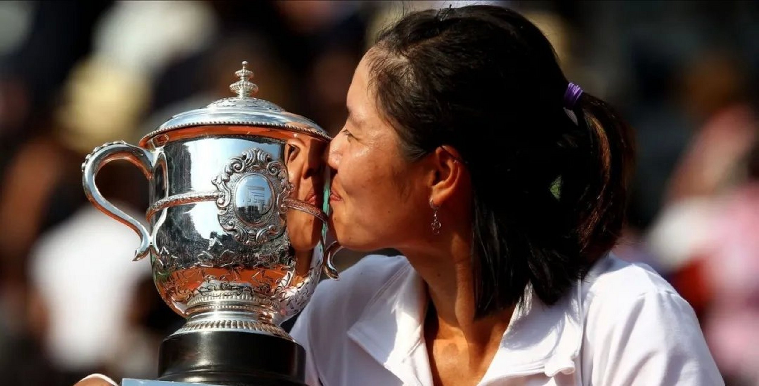  阿扎伦卡回归赛场，势不可挡首场状态亮眼，热火观众沸腾！